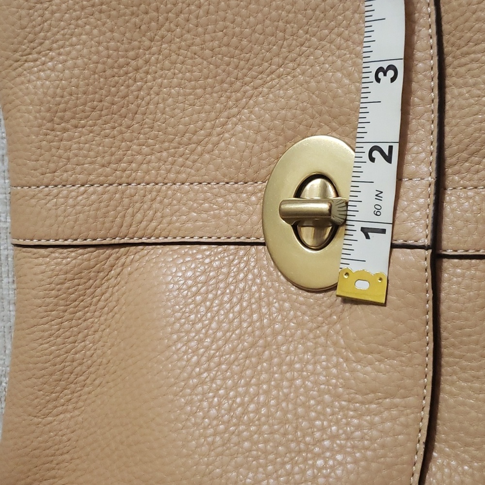 Coach New Pebble Hobo Tan Color Handbag + Wallet 🥳 - Picture 7 of 17